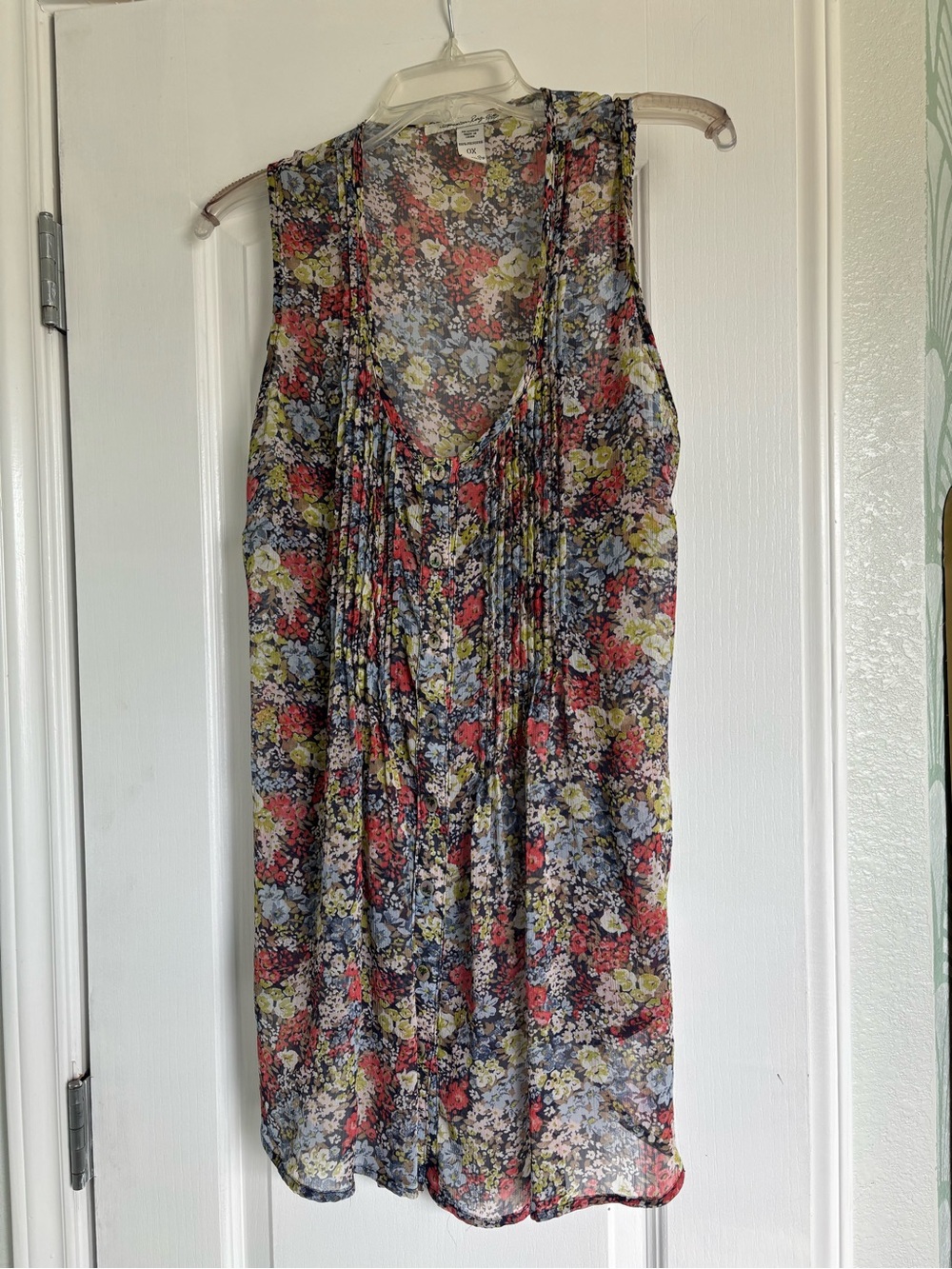 American Rag Sleeveless Floral V-Neck Tunic - Red, Blue, Yellow